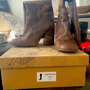 Free People High Ground Animal Print Size 6.5